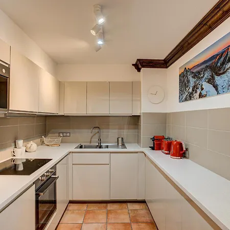 Apartament Kitson, Alpes Agency, Chamonix, Sleeps 6 Chamonix