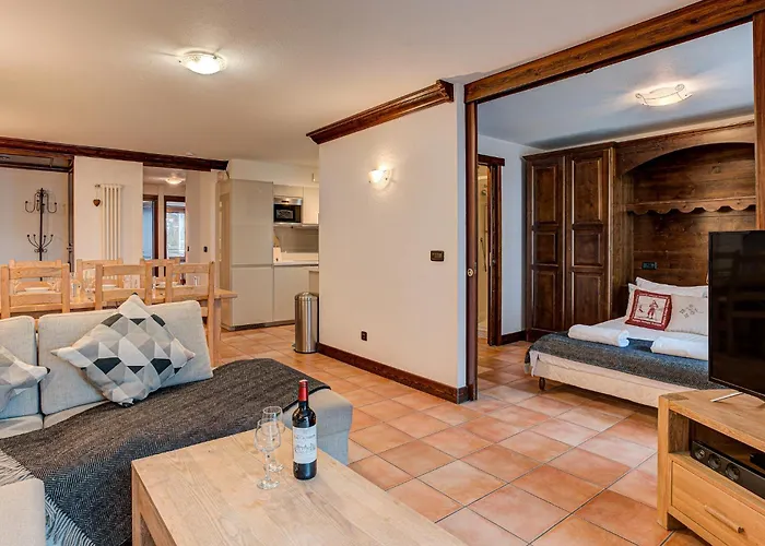 Apartment Kitson, Alpes Agency, Chamonix, Sleeps 6 شقة شامونكس