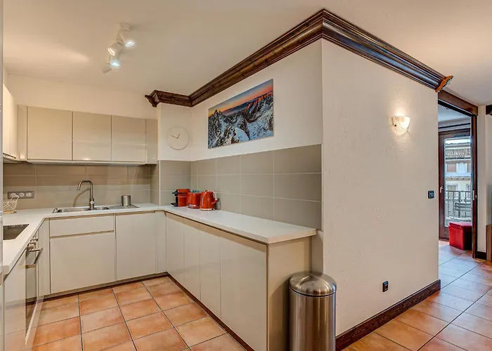 Apartment Kitson, Alpes Agency, Chamonix, Sleeps 6 Apartment